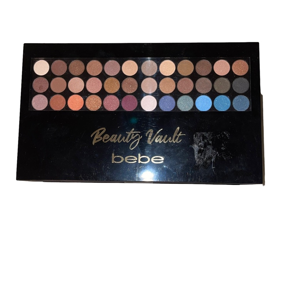 BeBe Beauty Vault Eyeshadow Blush Lip Gloss Brushes Bronzer Unused